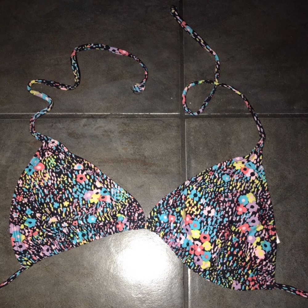 Bathing suit top